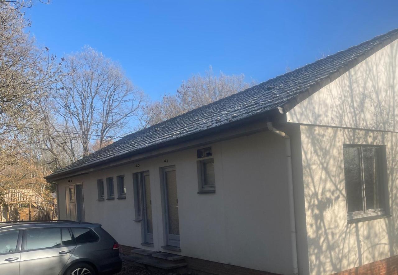 Au Bout Du Monde Villa Hastiere-par-dela Exterior foto